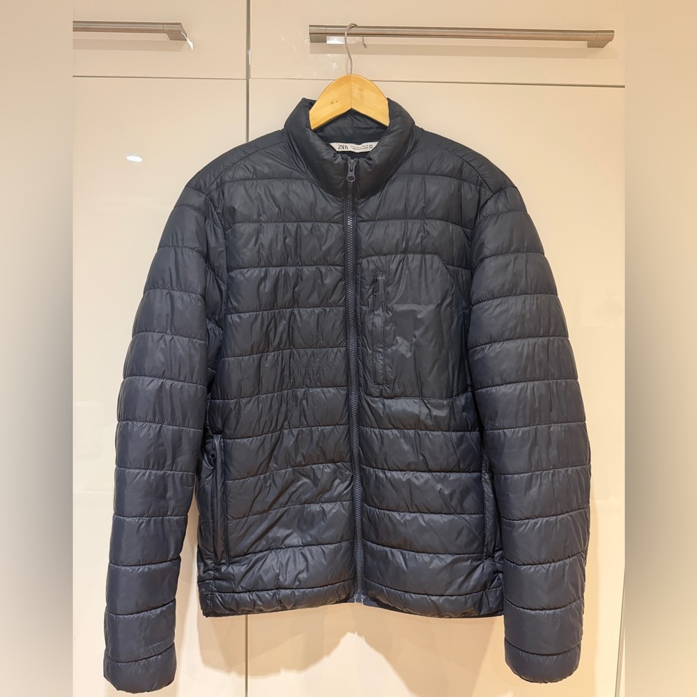Zara Men's Dark Gray Puffer Jacket